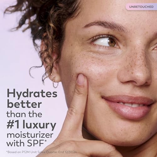 Image of Olay Super Cream with Sunscreen SPF 30, Trial Size, Lightweight Face Moisturizer with Sun Protection, 5-in-1 Skin Care Benefits - Hydrating, Brightening, Firming - Niacinamide, Vitamin C, 15 mL