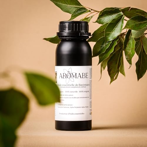 Huile essentielle de ravintsara de Madagascar 250 mL contre les maux de l'hiver