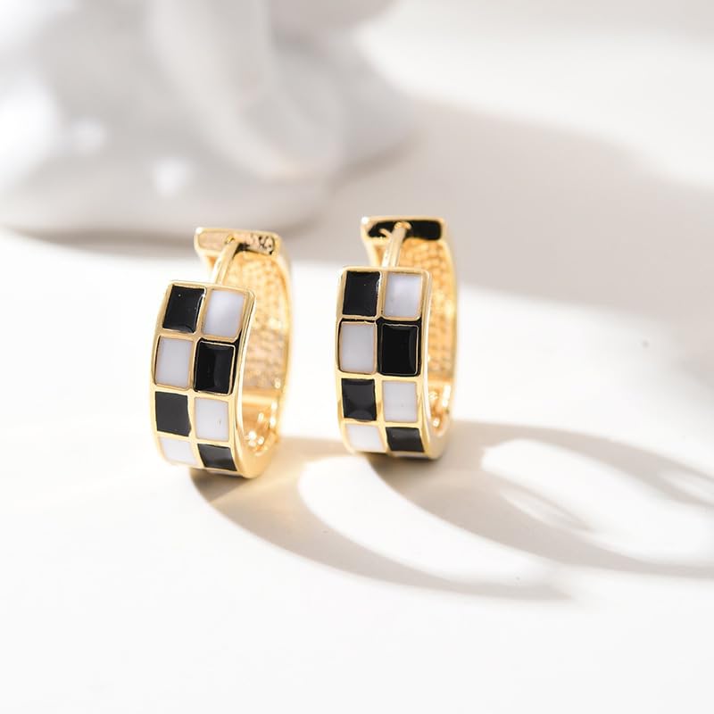 Checkered Hoop Earrings for Women, Black White Checker Small Hoop Earrings Plated with 16K Gold for Women3