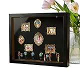 Pantalla de memoria interactiva: un versátil marco de fotos de 4 x 6 pulgadas con figuras que permite a los usuarios construir una mini escena de museo en capas para mostrar recuerdos con profundidad y elementos artísticos de alivio que mejoran la presentación visual de la mesa