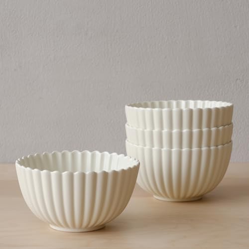 Image of WENSHUO Small Ceramic Bowls, Daisy-Shaped, Set of 4, 5.5 in, Matte Crème