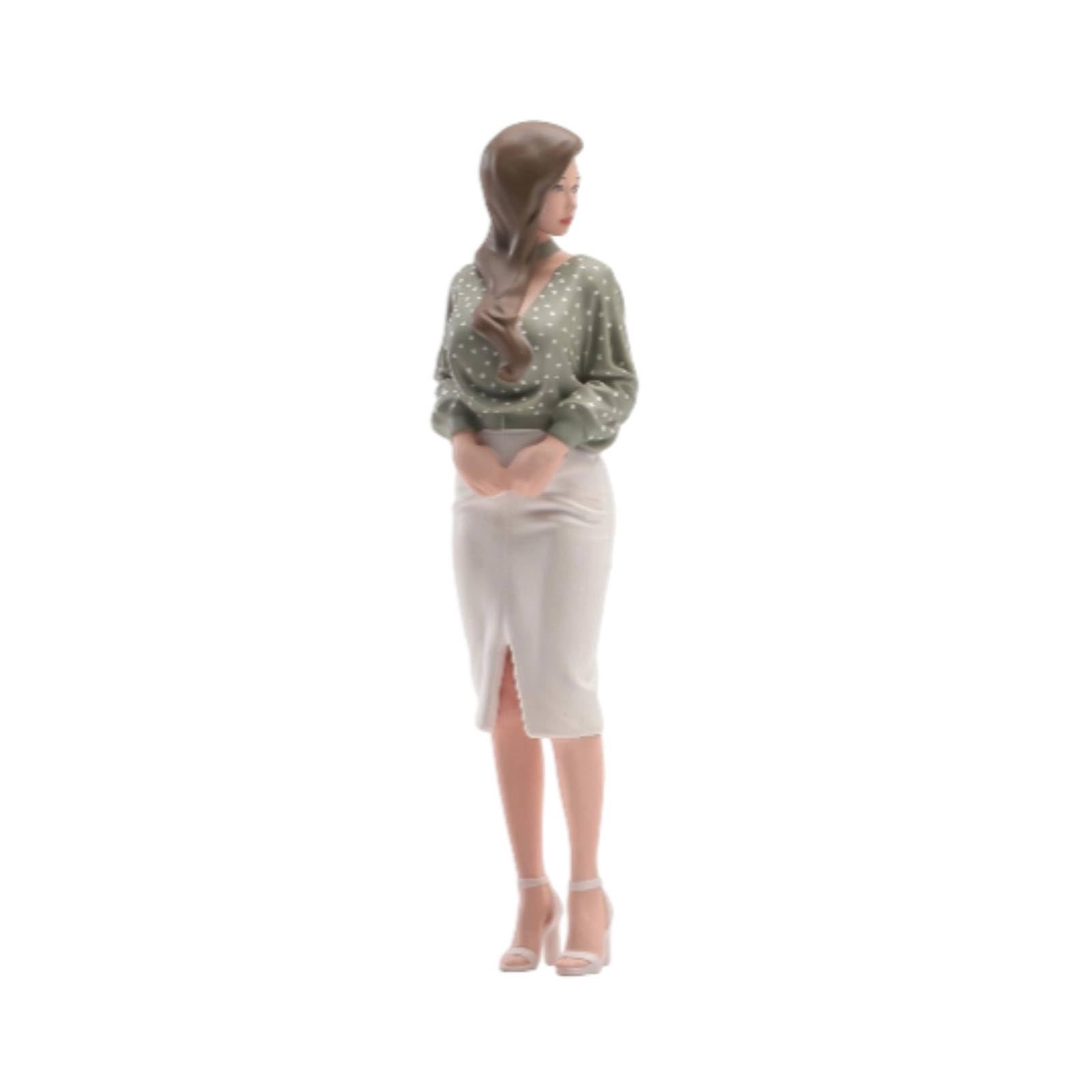 Handbemalte Miniaturfigur handbemalt Sitzende Frauenfigur Detailreich Resinfigur für Miniaturszenen, 1/18, Sitzende Frau Mit Gekreuzten Beinen, Fein Bemalt