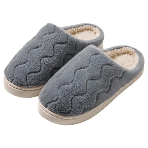 Pantoufles moelleuses pour soulager les pieds froids avec semelle de confort