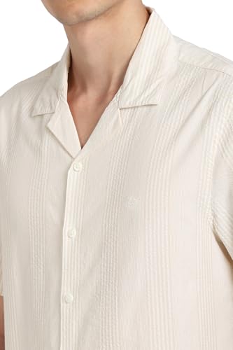 Image of Peter England Men's Casual Half Sleeve Resort Collar Shirt in 100% Cotton Seersucker with Striped Design