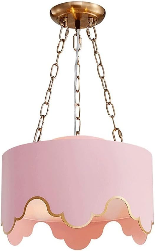 Lustre en métal rose tendance idéal pour créer un salon cosy et chaleureux