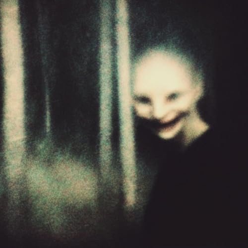 UN'OMBRA STRISCIAVA NEL BUIO - 8 STORIE HORROR!