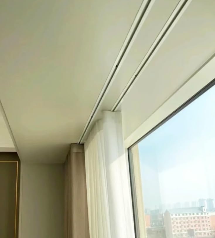 Fixation au plafond réglable pour installer des cloisons de séparation - 7