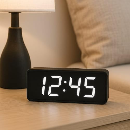 Relógio digital de mesa minimalista