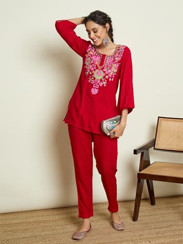 Image of Women Woollen Embroidered Round Neck Short Kurta With Pencil Pants