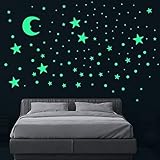★Estrellado realista antes de acostarse: son un regalo perfecto para sus hijos. Estos diferentes tamaños de pegatinas que brillan en la oscuridad te ayudan a crear un cielo estrellado realista para una noche romántica y de fantasía con tu familia. Para ayudar a sus pequeños a sentirse seguros en la oscuridad.