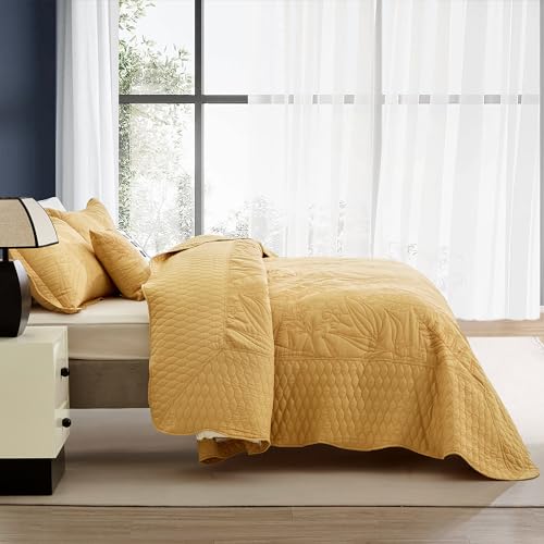 Image of Bedspread oversized Queen 102x118，Beautiful Leaf Stitching，5 PC, Honey Gold