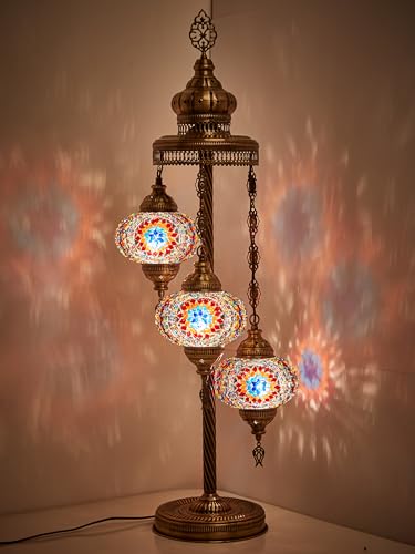 DEMMEX Lámpara de pie y mesa de mosaico marroquí turco, luz bohemia hecha a mano estilo Tiffany con 3 globos grandes de 7 pulgadas, decoración artesanal, 37 pulgadas de alto, acabado de latón antiguo