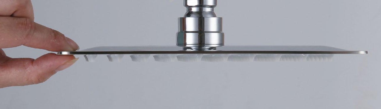 Kibath 466351 Grifo monomando empotrar CAS salida pared. Acabado cuadrado cromo brillo. Incluye soporte con toma agua, flexo PVC plateado, brazo ducha y rociador extraplano, 1