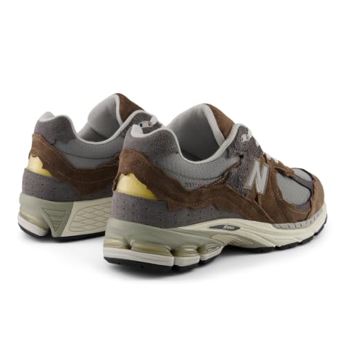 Image of New Balance Men 2002 Sneaker