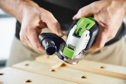 Hands attaching a dust extraction device to the Festool VECTURO Multi-Tool