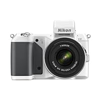 EVFとストロボ搭載で“世界最小最軽量”ミラーレス 「Nikon 1 V2