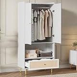 Spazio aggiuntivo: l'ampio cassetto con frontale in rattan intrecciato a mano non è solo un elemento decorativo, ma anche estremamente funzionale. Offre spazio protetto e ordinato per accessori come sciarpe, cinture o piccoli tessuti e conferisce all'armadio un'atmosfera speciale grazie al suo materiale naturale.