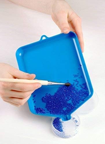 Tidy Crafts Funnel Tray - Controls Glitter, Beads, Embossing Powder -Great for Card Making- 6" x 8"