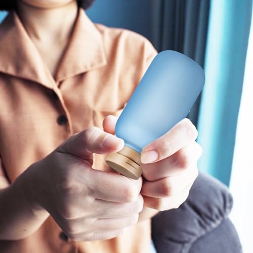 Image of Healeved 2pcs Travel Toiletries Bottles Leak Refillable Containers for Shampoo Lotion Stylish Each for Outdoor Adventures and Business Trips