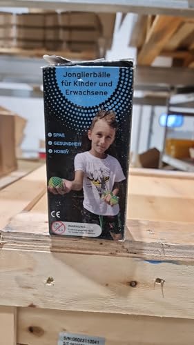 image for speevers Juggling Balls for Beginners and Professionals Set of 3, 14 C