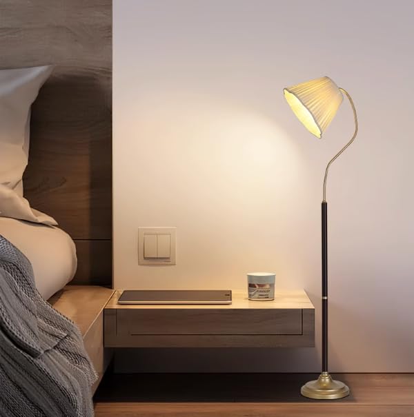 Lámpara de pie retro de madera vertical para salón y zona de noche 3