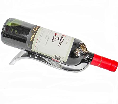 Choixe Minimalist Bottle Holder. Handcrafted, Stylish, Made of Recycled Aluminum.