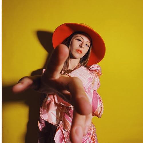 Moment Wide Angle Lens - 18mm Lens for iPhone Pixel Galaxy OnePlus Phones