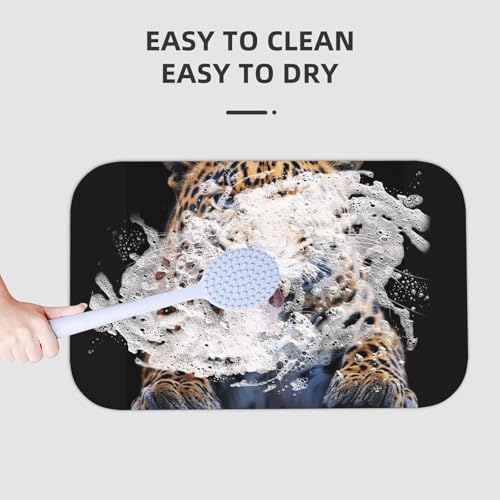 Tapis de bain imprimé léopard antidérapant et absorbant en 80 x 50 cm