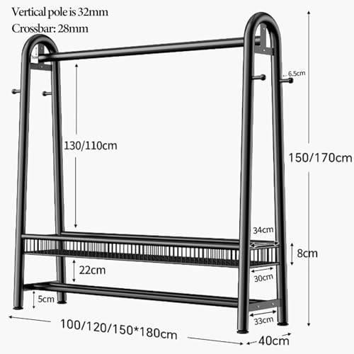 Porte-vêtements avec étagères pour maximiser l'espace dans les petits studios