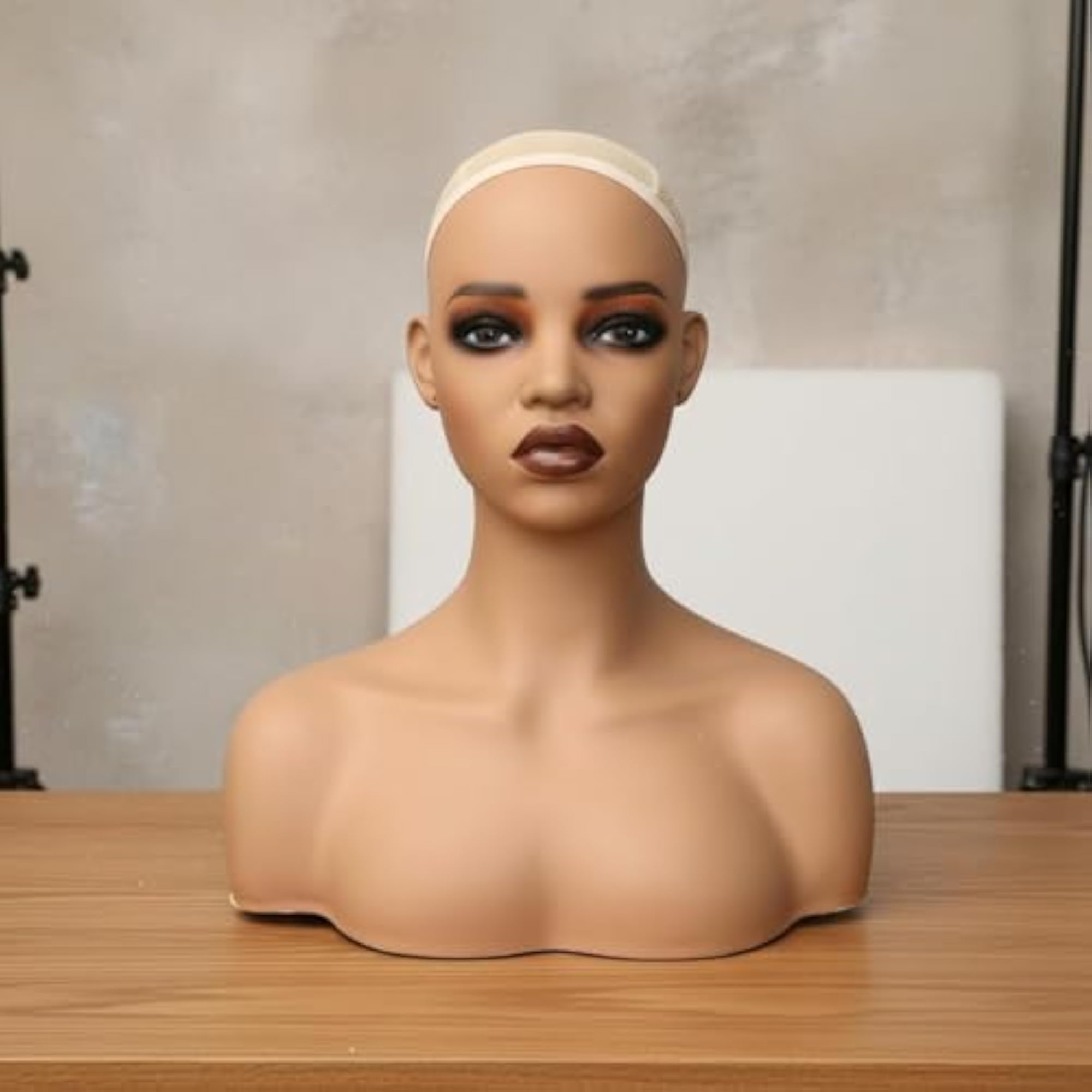 Realistic PVC Shoulder Mannequin Bust for Salon Display