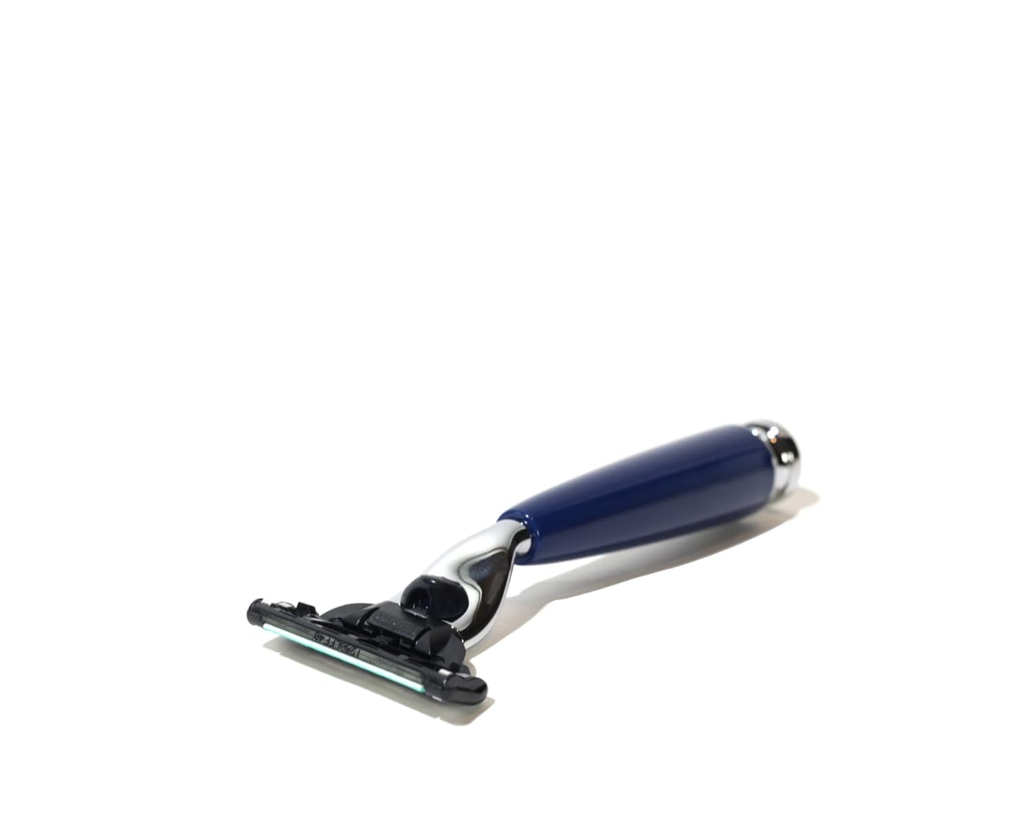 GRAHAM HILL Mens Face Razor, Premium Safety for Men, Compatible with Razor Blades, Ideal for Smooth Shaving, Men's Razor For Shaving, Perfect for Beard Care and Daily Grooming Needs