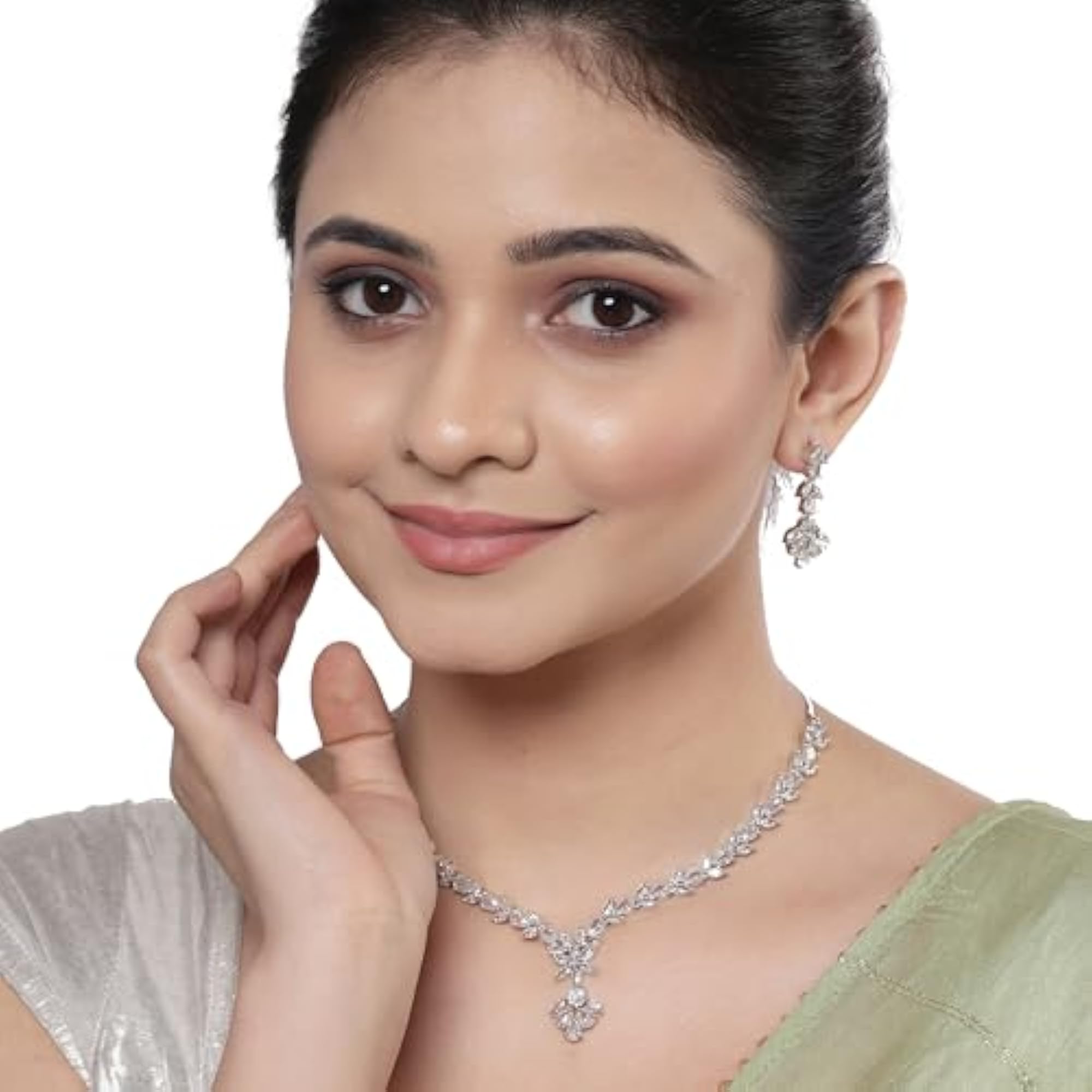 Handcrafted Circle Necklace Set (Silver)