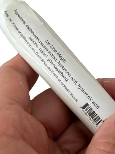 Lip Line Serum For Lines Above the Lips, Max Strength, With Hyaluronic Acid, Papaya Extract and Retinol - Thumbnail 4