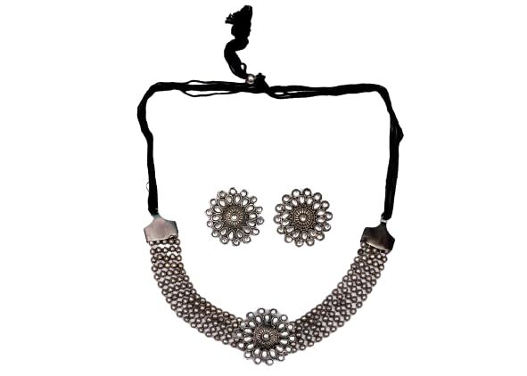 Kundan Timeless Grace: Unveil Kundan Fashions Latest Traditional Temple Necklace Set - A Fusion of Fancy Pearls and Stylish Design for Women (B0CQR5F2R3) Amazon Price History, Amazon Price Tracker