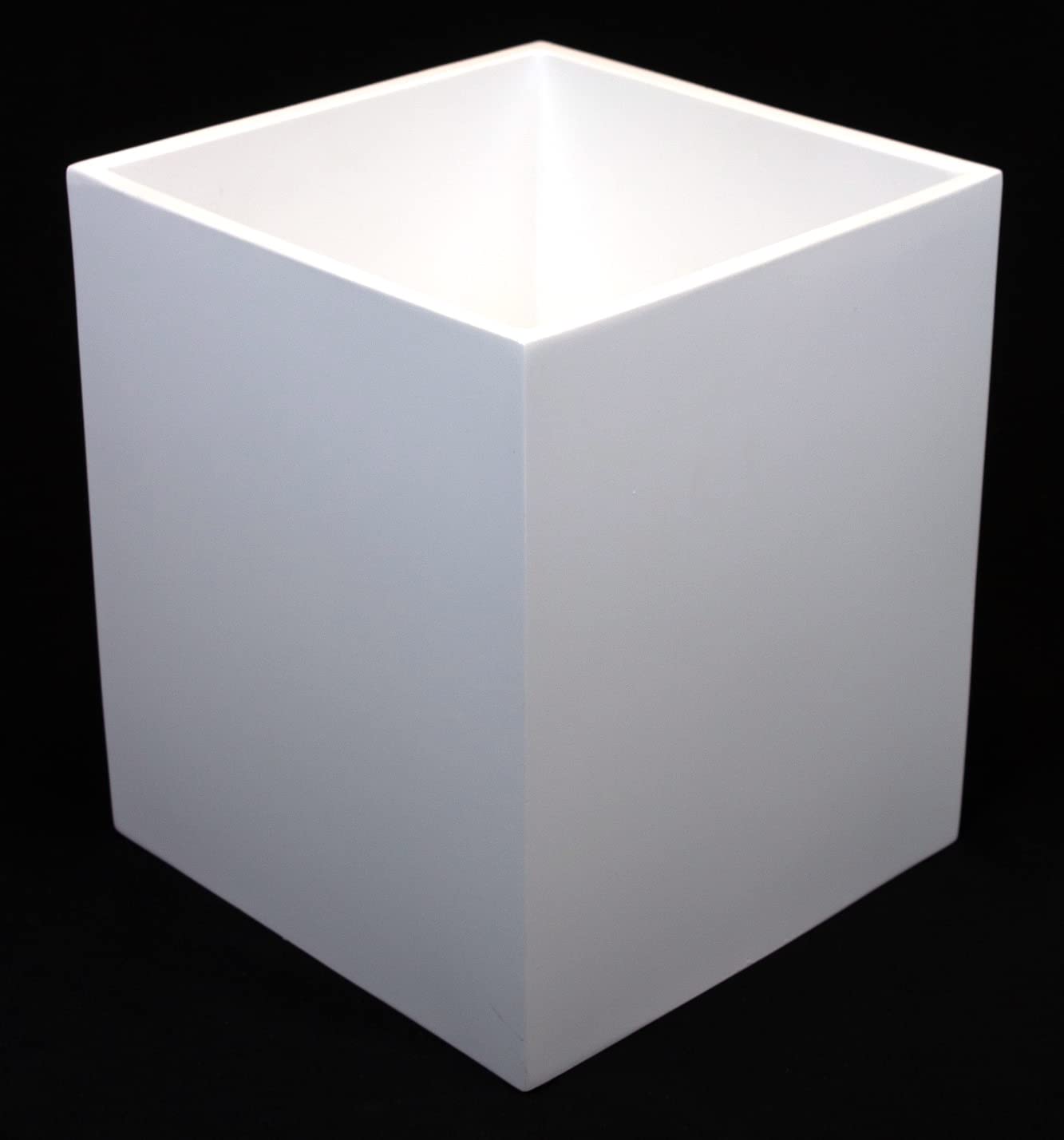 Pacifica Glossy White 3.5 Gallon Poly-Resin Waste Basket (1)