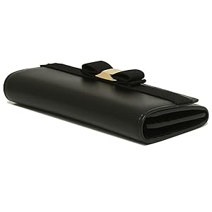 ✨美品✨　Salvatore Ferragamo 長財布　ヴァラリボン　ラウンド ✨美品✨ Salvatore Ferragamo 長財布 ヴァラリボン ラウンド