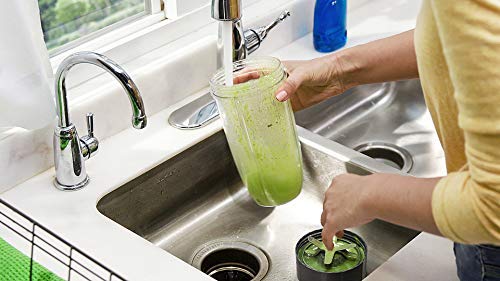 NutriBullet-Pro-High-Speed-BlenderMixer-System-with-Hardcover-Recipe-Book-Included-900-Watts-Renewed