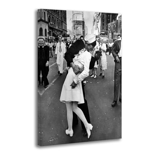 Fkknpvr Sailor Kissing Nurse In Times Square Poster Decorative Painting Canvas Wall Art Living Room Posters Bedroom Painting 12x18inch(30x45cm)