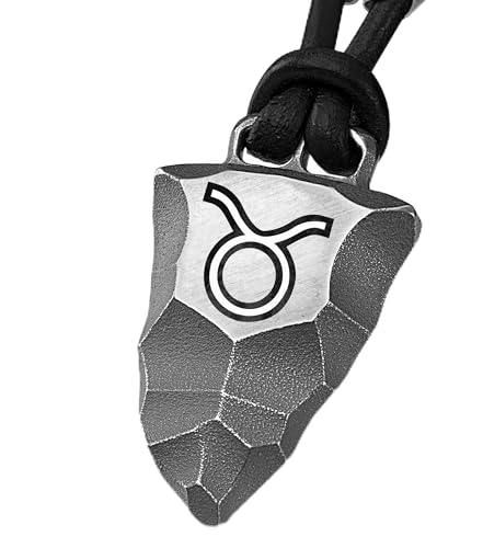 Element of Gods – Titan Faustkeil Sternzeichen Kette für Herren – Zodiac Anhänger mit Lederband in schwarz – Astrologie Geschenk für Männer (Stier)
