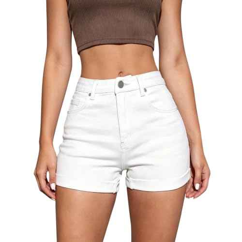 Short court en jean confortable fini les vêtements serrés en été grâce à sa coupe droite
