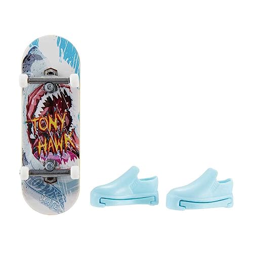 Hot Wheels Mattel Mini Skateboard with Shoes Assorted Models Multicolor (HGT57)