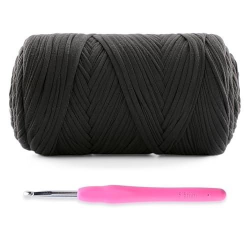 DAERBOF black t-shirt yarn image