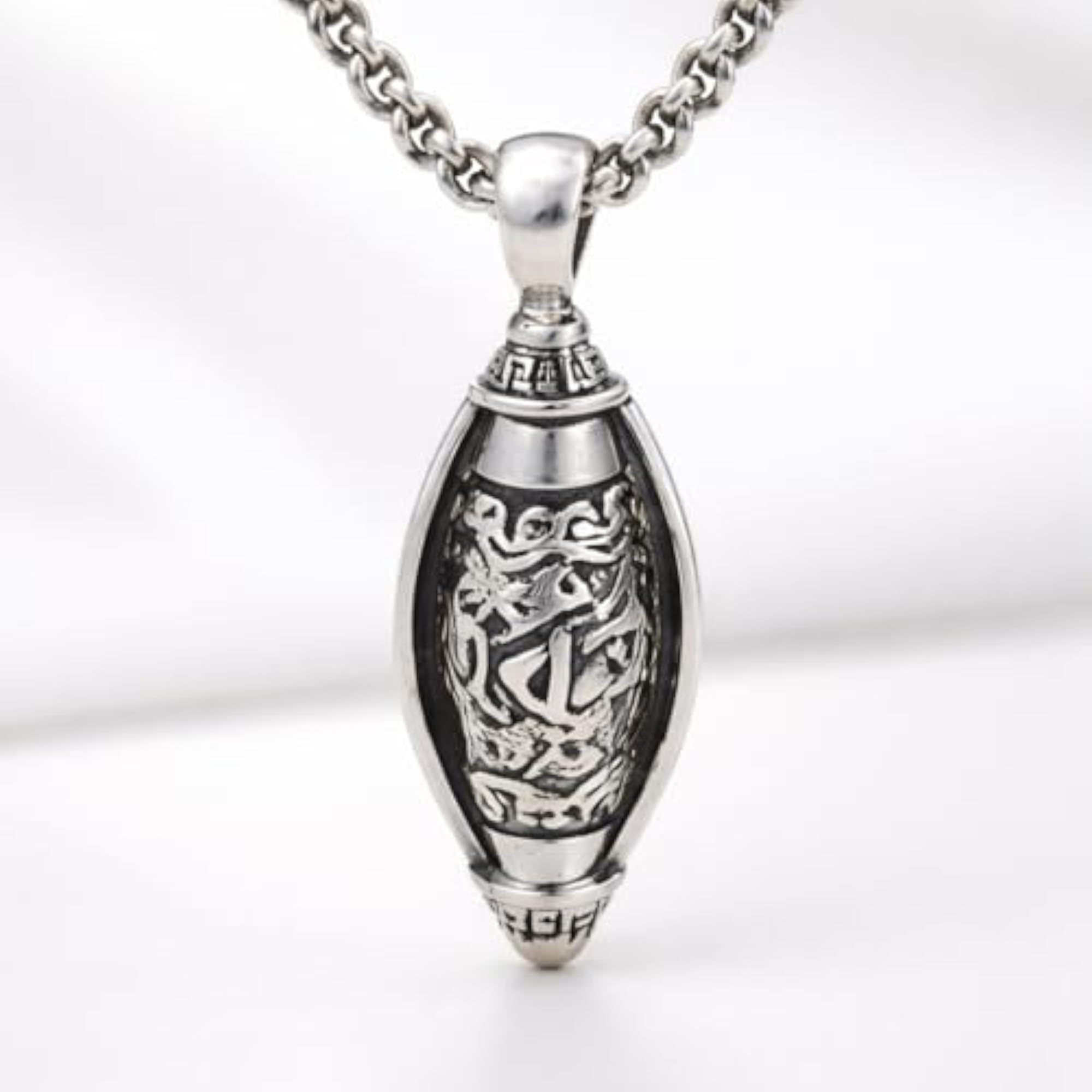 Men's Locket Pendant, Stylish Chain for Boys