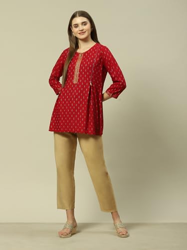Image of Rangriti Gold Viscose Straight Solid Slim Pants for Women