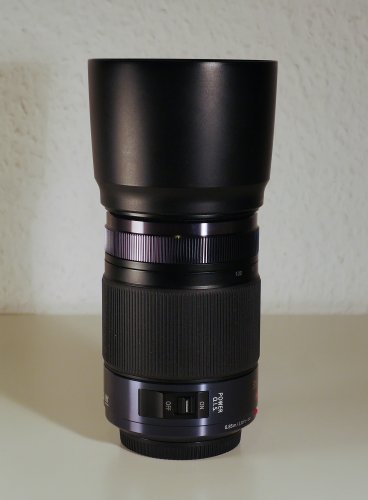 Panasonic H-HS35100E LUMIX G X Vario Telezoom 35-100 mm F2.8 Objektiv (70-200 mm KB, Power O.I.S. Bildstabilisator, Staub-/Spritzwasserschutz) schwarz