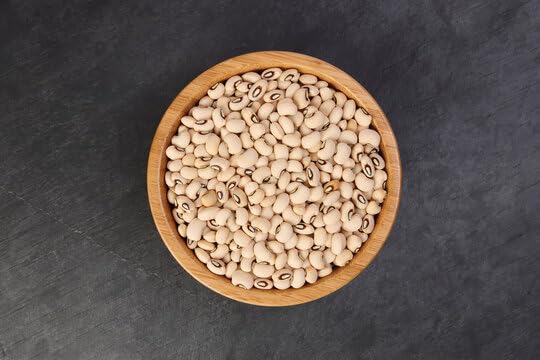 Image of Nutzy Lobia Safed 1000g (500g X 2) - Easy-to-Cook White Beans High in Protein & Fiber | Safed Lobia Ideal for Traditional Indian meals like Salad, Curry & Chaat more Simple recipies | Helps in Digestion and Keeps You Energetic