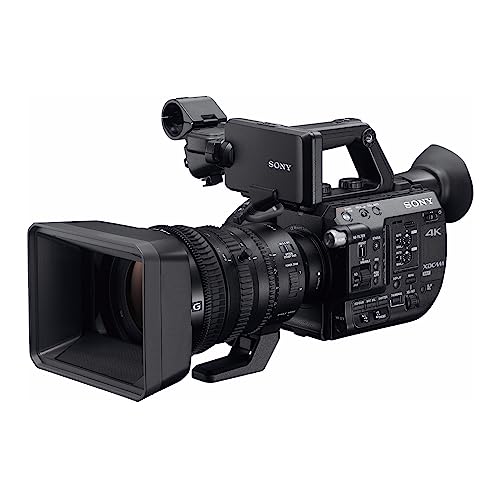 Image of Sony SELP18110G 18-110mm f /4-22 Fixed Zoom Camera Lens, Black