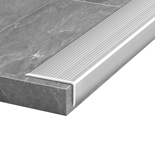 Profilé d'angle en aluminium étanche pour protéger les nez de marche usés