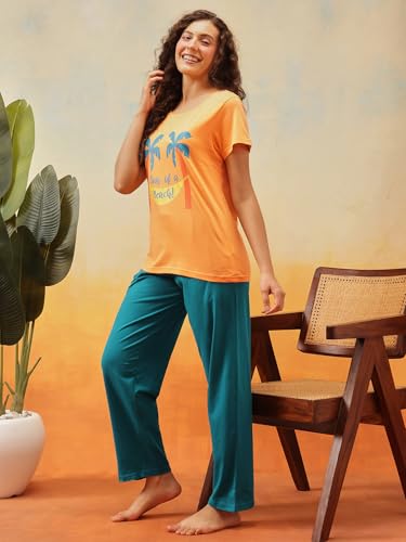Image of Clovia Women's Cotton Printed Top & Pyjama Nightsuit Set