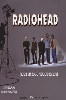 Paperback Radiohead : Un son unique Book